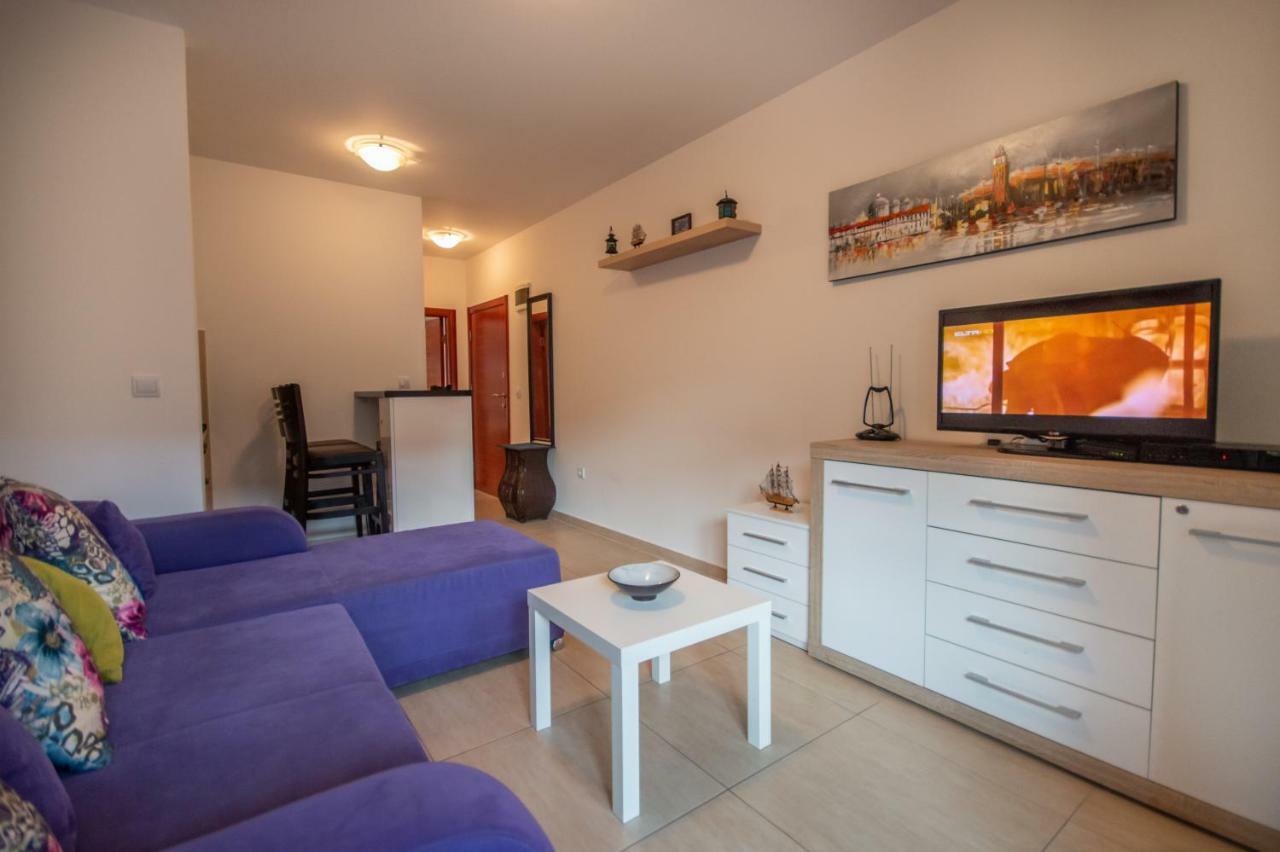 Apartment San Marco Risan Exterior photo